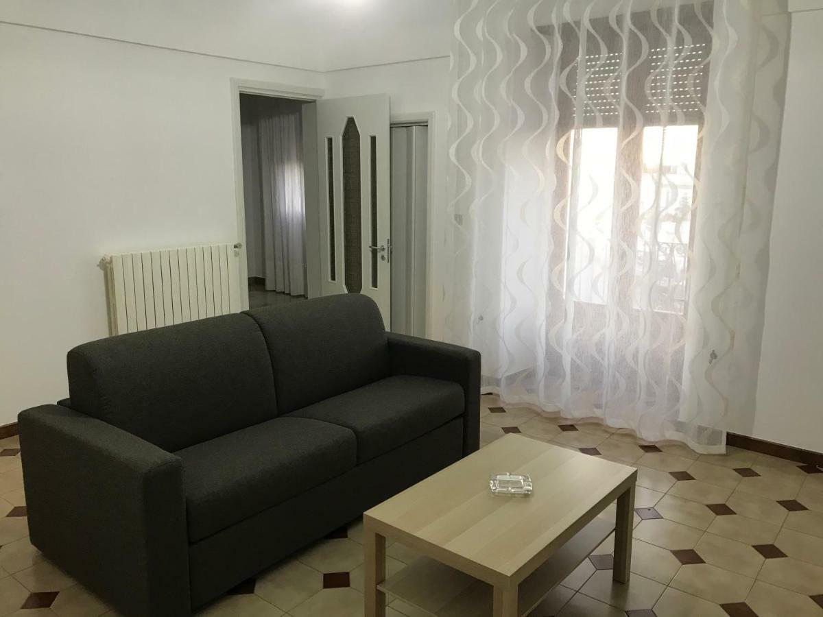 לוקורוטונדו Casa Vacanze Affitti Brevi "Porta Nuova" מראה חיצוני תמונה