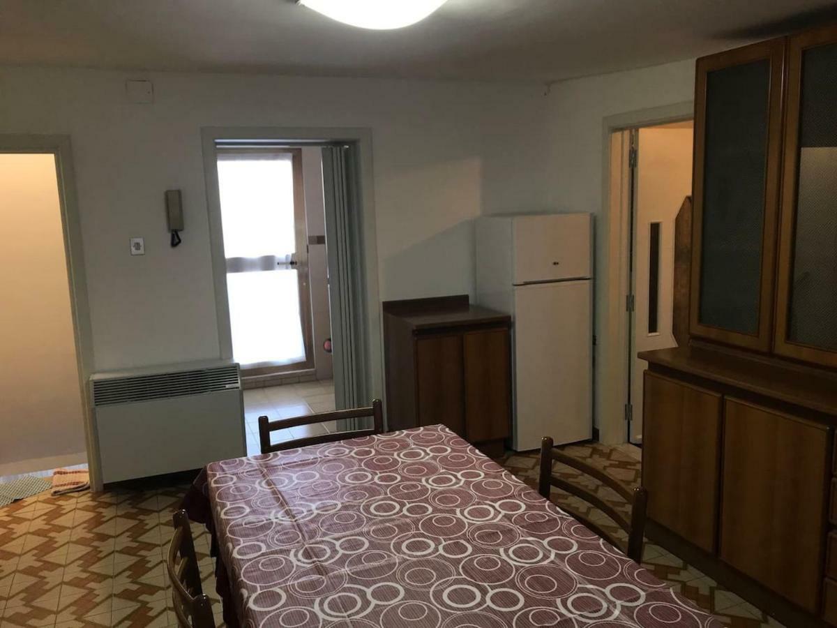 לוקורוטונדו Casa Vacanze Affitti Brevi "Porta Nuova" מראה חיצוני תמונה