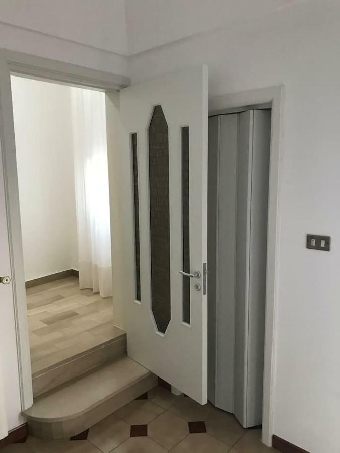 לוקורוטונדו Casa Vacanze Affitti Brevi "Porta Nuova" מראה חיצוני תמונה